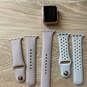 Apple Watch 1st gen aluminum 38mm rose gold